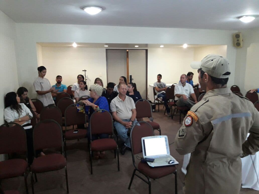 Palestra Combate e Prevenção a Incêndio e Primeiros Socorros
